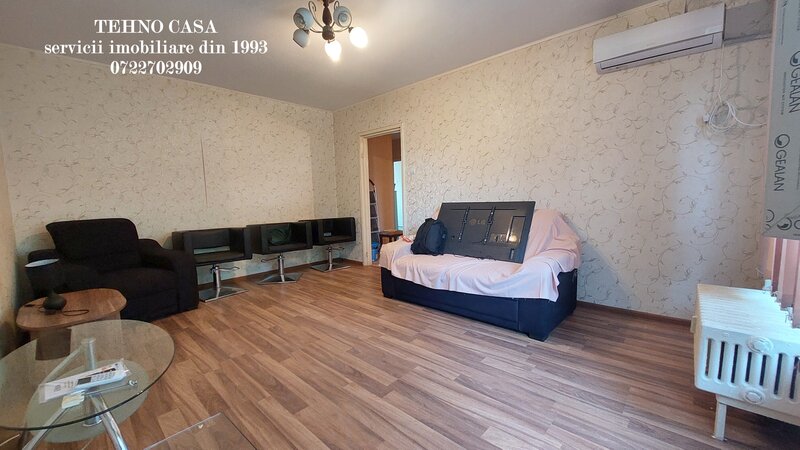 Titan, Th. Pallady, metrou 1 Decembrie la 550 m, apartament 4 camere, 2/4.