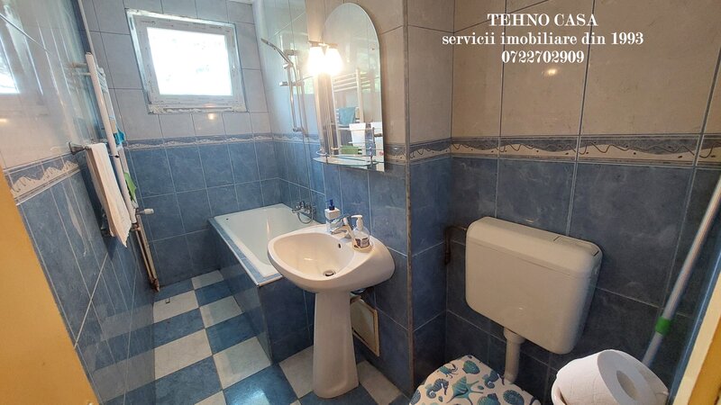 Titan, Th. Pallady, metrou 1 Decembrie la 550 m, apartament 4 camere, 2/4.